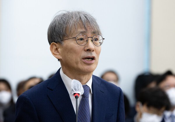 김광동 진실·화해를위한과거사정리위원회 위원장이 13일 오전 서울 여의도 국회에서 열린 행정안전위원회 전체회의에서 업무 보고를 하고 있다. 2023.3.13 ⓒ뉴스1