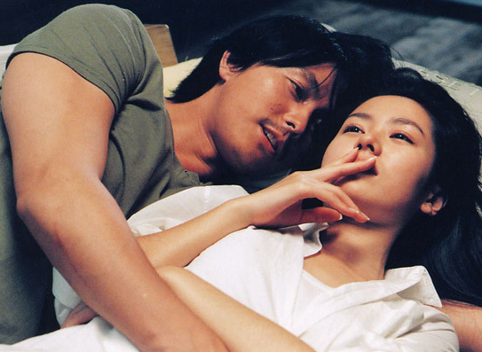 영화 '내 머리속의 지우개',&nbsp;'봄날은 간다' 스틸컷. ⓒCJ 엔터테인먼트,&nbsp;시네마 서비스