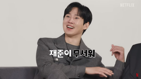 박성훈이 넷플릭스 '더 글로리' 전재준 추락 장면에 관한 뒷이야기를 시원하게 공개했다(ft. 퇴근)