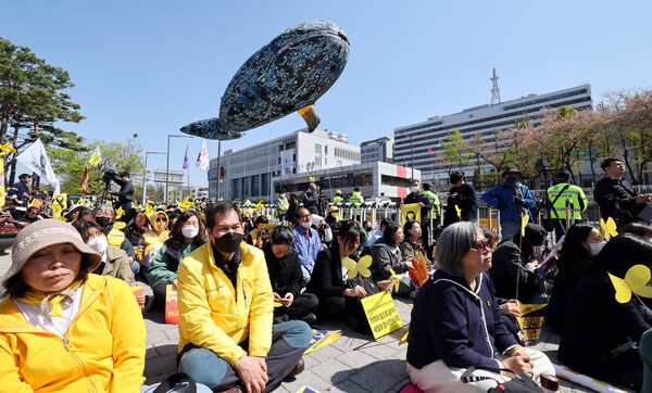[세월호 참사 9주기]  “같이 나가자” 그 배에서 하지 못했던 한마디는 그가 사람을 살리려는 이유였고, 응급구조사가 된 이유였다