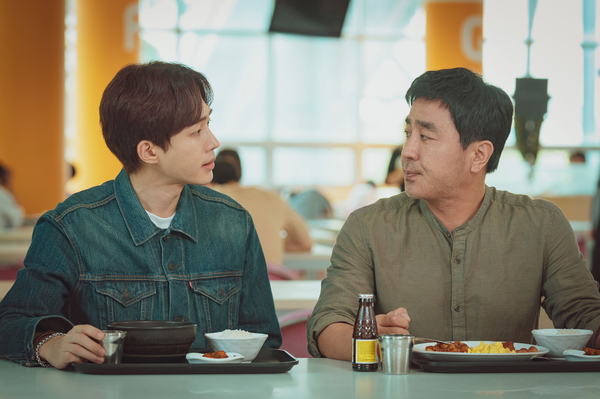 영화 '장르만 로맨스' 한 장면. ⓒ(주)NEW