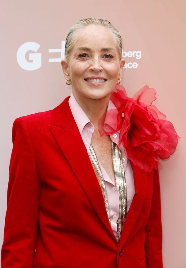 Sharon Stone no almoço do Hollywood Reporter 2023. ⓒ Getty Images