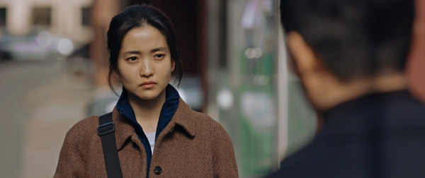 악귀의 기원을 좇고 있는 구산영과 염해상. 3화 초반. ⓒSBS