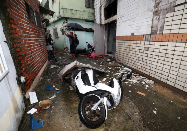 폭발 사고가 일어난 목욕탕 인근 주택가 골목. ⓒ뉴스1