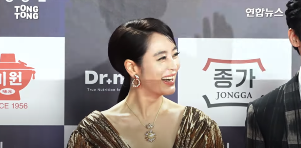 '제44회 청룡영화상' 김혜수.&nbsp;ⓒ연합뉴스 캡처