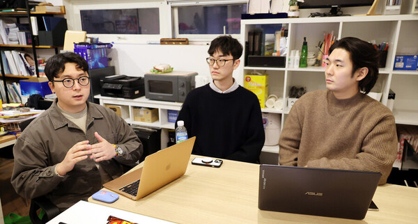 남성연대 대표 故 성재기 존경하던 남자가 페미니스트가 된 계기: 모든 여자들이 일상에서 겪는 문제를 알게 된 이후부터다