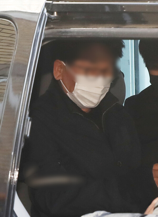 역사적 사명감.. 이재명 습격 피의자가 범행 전 8쪽 짜리 '변명문'을 미리 준비한 것으로 드러났다