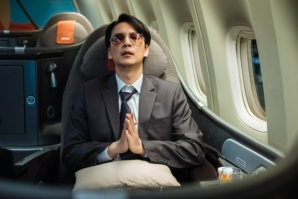 (기사 내용과 무관한 자료사진) 영화 '오케이 마담'의 한 장면&nbsp;ⓒ플러스엠 엔터테인먼트