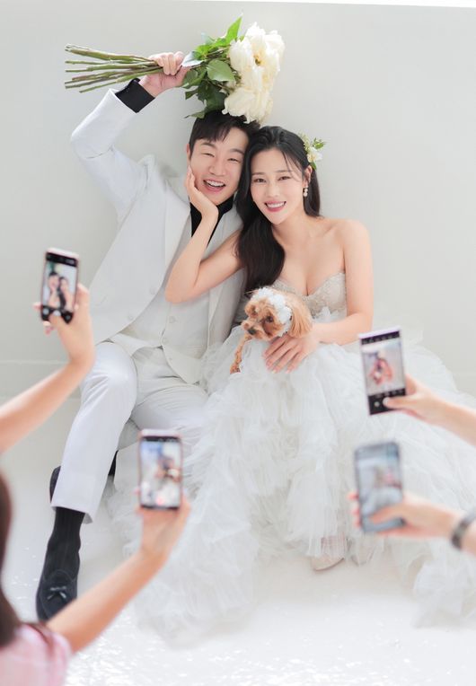 3월 9일 결혼을 앞둔 정호철, 이혜지 커플. ⓒA2Z엔터테인먼트