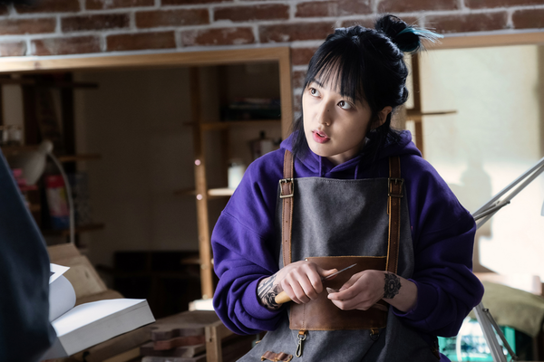 영화 '괴기맨숀'의 한 장면. ⓒ㈜콘텐츠판다