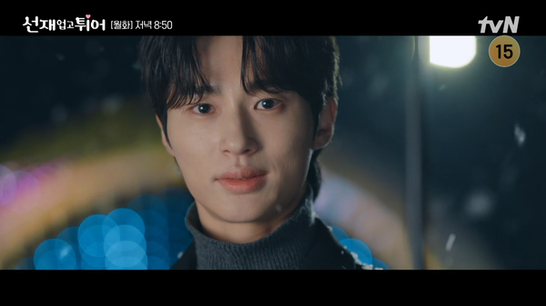 타임슬립 드라마 '선재 업고 튀어' 과거 임솔(김혜윤)의 목숨을 구해준 사람: 가슴 절절한 구원 서사에 고구마로 가득했던 마음이 녹아내린다