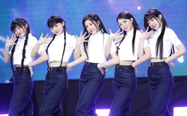 그룹 '아일릿'&nbsp;ⓒ뉴스1