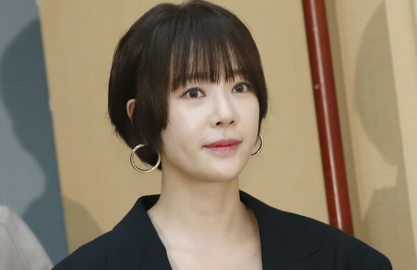 배우 황정음(39).&nbsp;ⓒ뉴스1&nbsp;