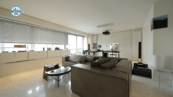 최근 유아인의 서울 용산구 이태원 자택이 63억원에 매매됐다. ⓒMBC