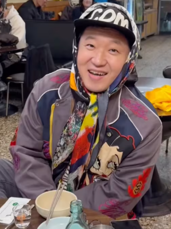 지드래곤 착장하고 오랜만에 지드래곤 만난(?) 정형돈. ⓒ지드래곤 인스타그램
