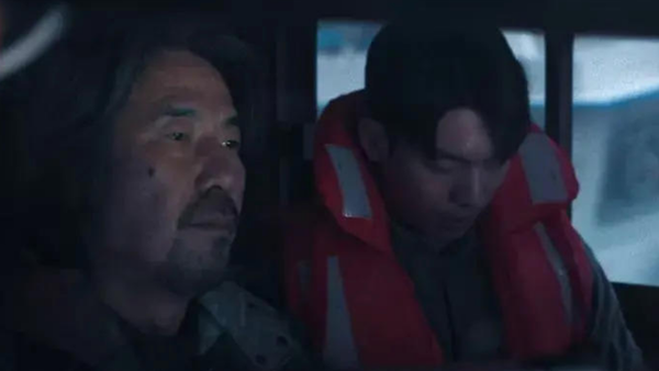 넷플릭스 '오징어게임2'에서 미스테리한 조력자 박 선장 역을 맡은 배우 오달수. ⓒ넷플릭스