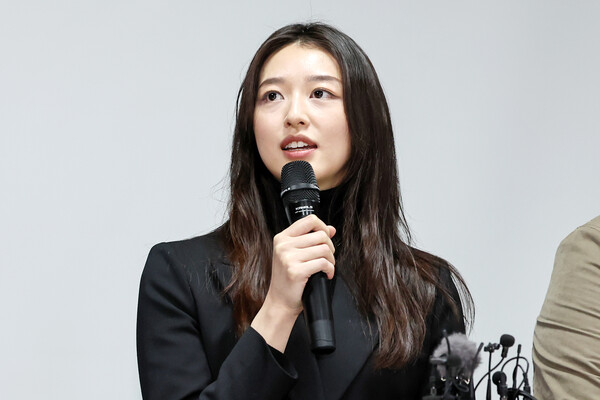 JMS(기독교복음선교회) 피해자 메이플이 9일 오후 서울 강남구 한국컨퍼런스센터에서 JMS 교주 정명석에 대한 대법원 선고(징역 17년)가 확정된 뒤 기자회견을 열고 소감을 밝히고 있다.&nbsp;ⓒ뉴스1&nbsp;