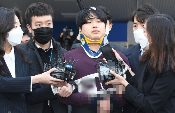 미성년자에 대한 성 착취물을 제작하고 유포한 텔레그램 '박사방' 운영자 조주빈.&nbsp;ⓒ뉴스1