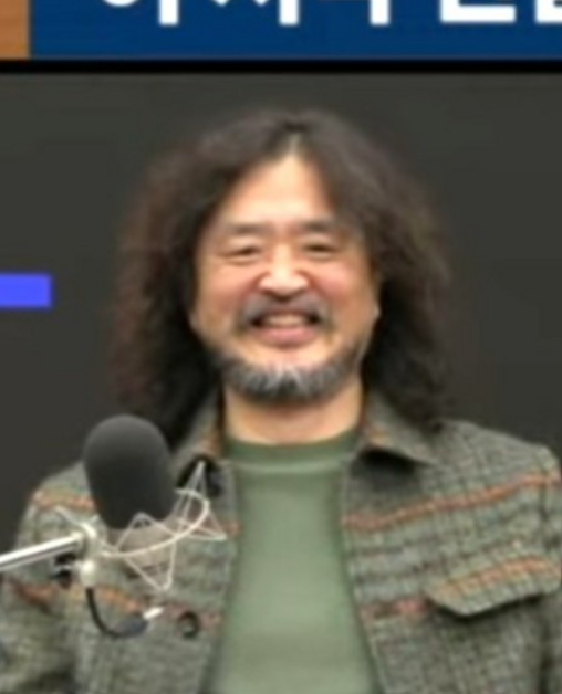 김어준 잇몸미소. ⓒ유튜브 채널 '김어준의 겸손은 힘들다 뉴스공장'