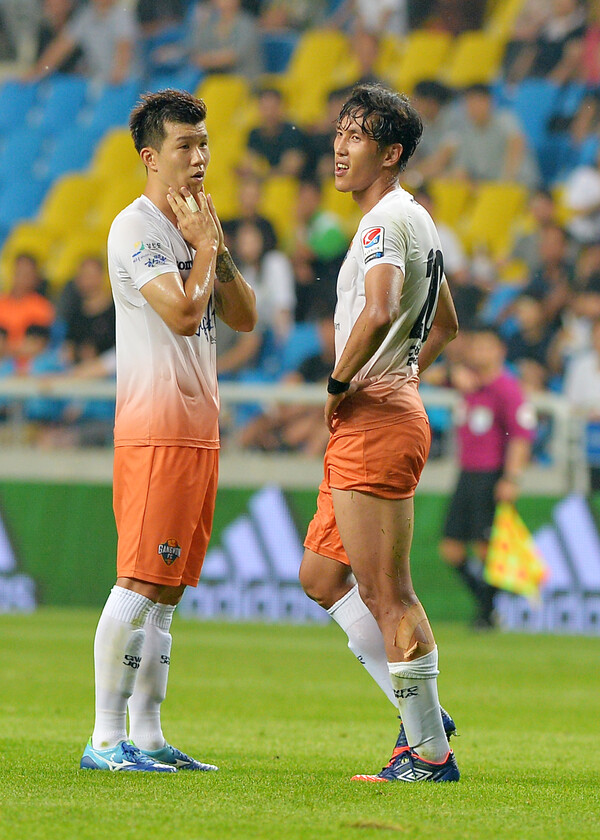 강지용(오른쪽). ⓒ뉴스1