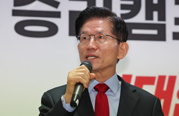 김문수는 곧바로 대선후보 선출 취소 효력정지 가처분을 신청했다. ⓒ뉴스1&nbsp;