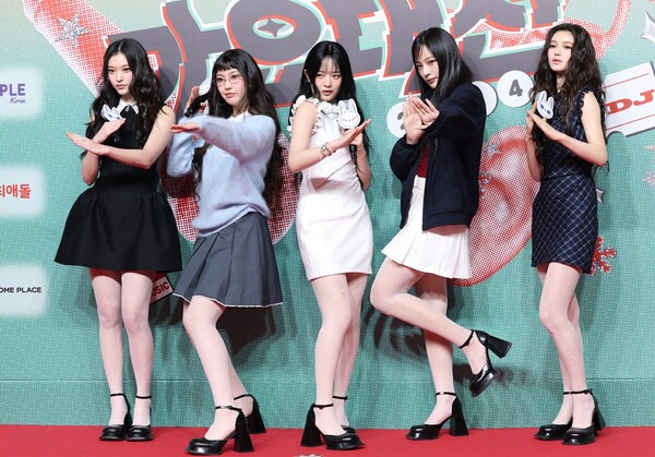 (왼쪽부터) 뉴진스 멤버 해린,&nbsp;혜인, 하니, 민지, 다니엘.&nbsp;ⓒ뉴스1&nbsp;