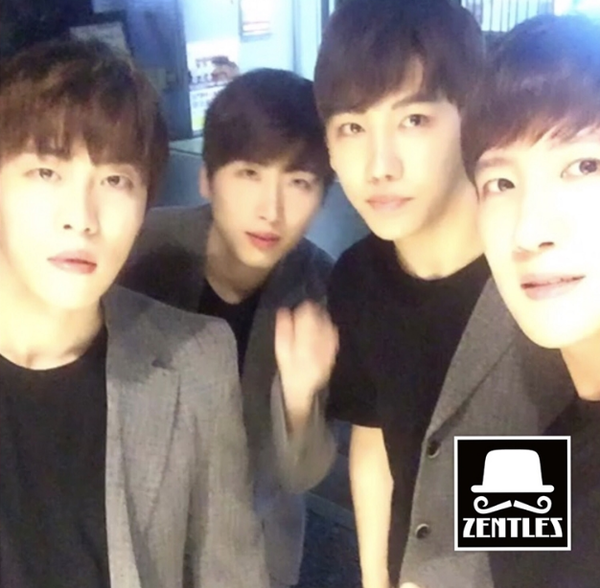 지하돌로 활동했던 문원. ⓒ젠틀즈(zentlez) 공식 계정