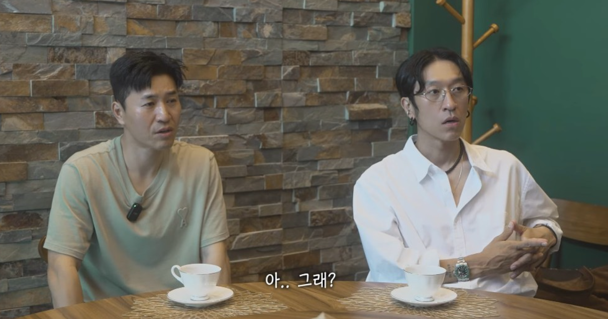 당황한 김종민과 빽가. ⓒ유튜브 채널 ‘어떠신지?!?’