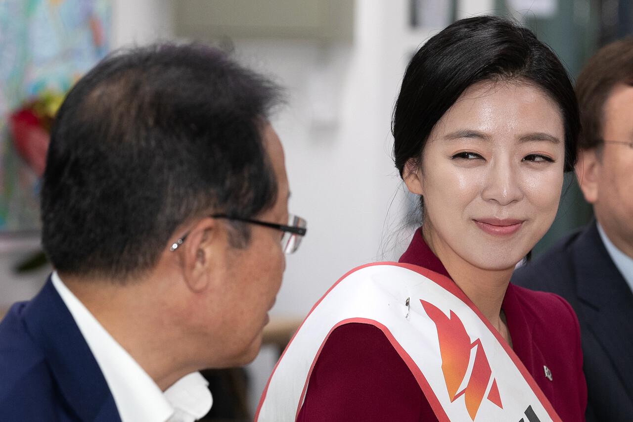 홍준표와 배현진. ⓒ뉴스1