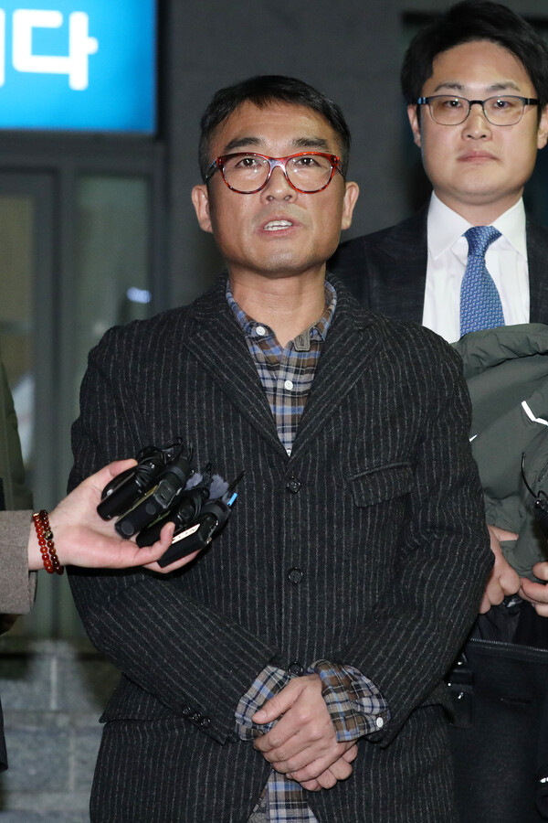 '성폭행 무혐의' 김건모가 사생활 논란으로 활동 중단 후 잠적하다 6년 만에 전한 깜짝 소식: 이건 예상 못 했다