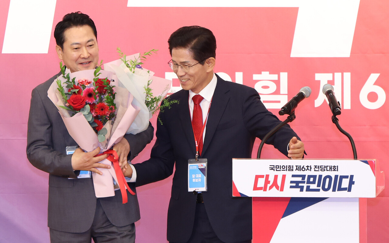 김문수를 꺾은 장동혁이 수락 연설 중 이재명 대통령을 언급했다. ⓒ뉴스1