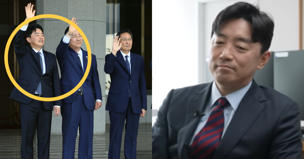 G7 참석을 위해 떠나는 이재명 대통령을 배웅하는 강훈식 비서실장. ⓒ뉴스1 / 유튜브 채널 ‘이재명’