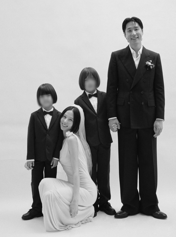 행복하게 사세요! ⓒSNS