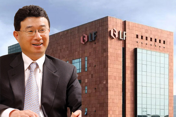 구본걸 LF 회장은 LF디앤엘을 아들 승계를 위한 수단으로 활용하고 있다. ⓒ 그래픽 허프포스트코리아