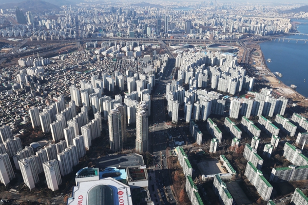 2026년 서울 집값이 4.2%까지 상승한다는 전망이 나왔다. ⓒ뉴스1