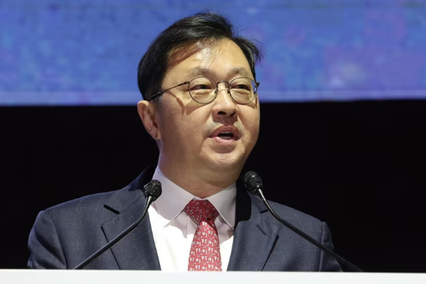 SK그룹 오너 경영인 최재원 1월부터 SK스퀘어로 출근 : 반도체·AI 글로벌 투자에 힘 싣는다