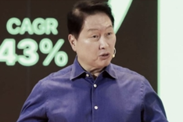 최태원 SK그룹 모든 사업에서 창의적 도전 당부했다 : AI라는 혁신 입히는 지혜 강조