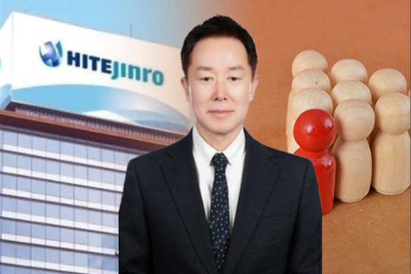 2026년 정기 임원인사에서 새롭게 선임된 장인섭 하이트진로 대표이사 부사장이 회사의 '기초체력' 확보에 나서고 있다. ⓒ그래픽 허프포스트코리아