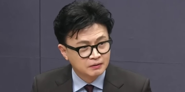 한동훈 전 국민의힘 대표가 8일 오전 SBS라디오 김태현의 정치쇼에서 징계와 관련한 입장을 밝히고 있다. ⓒ김태현의 정치쇼 유튜브 갈무리