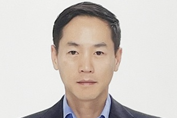 두산로보틱스 시장 둔화에 실적 곤두박질, 박인원 '박정원 회장 강조 AI... - 뉴스 썸네일 이미지