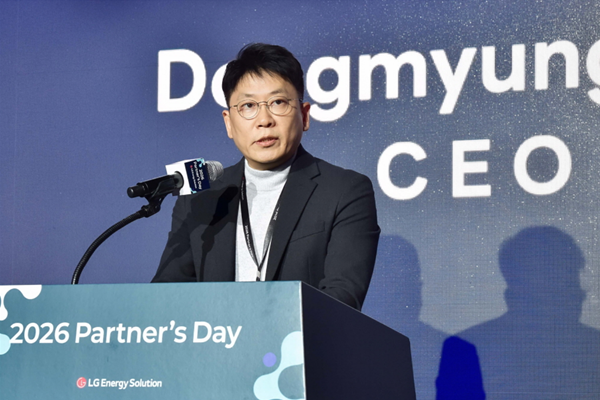 김동명 LG에너지솔루션 대표이사 사장이 26일 열린 '2026 파트너스데이'에서 발언하고 있다. ⓒLG에너지솔루션