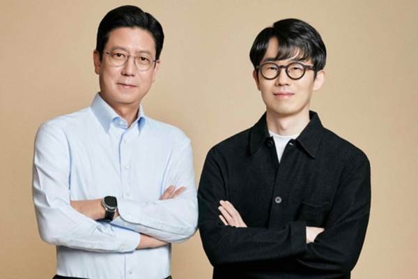 김정욱(왼쪽)·강대현(오른쪽) 넥슨코리아 공동대표이사. ⓒ넥슨코리아