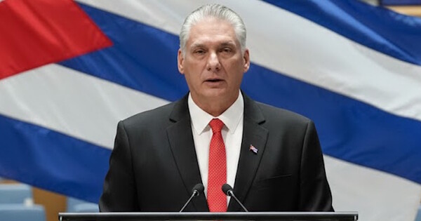 미겔 디아스-카넬 쿠바 대통령. 사진은 AI로 생성한 이미지를 재편집한 것.