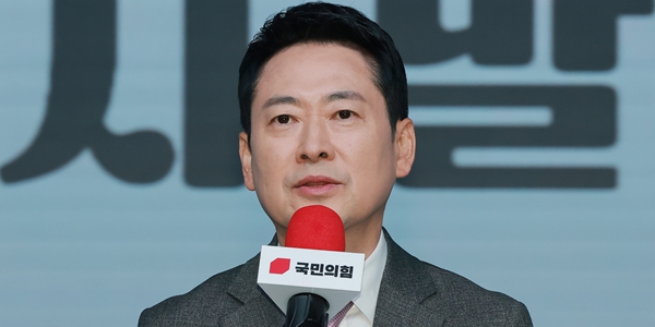 장동혁 국민의힘 대표가 9일 서울 강서구에서 열린 당 여성 정책 공모전 시상식에 참석해 인사말하고 있다. ⓒ 연합뉴스