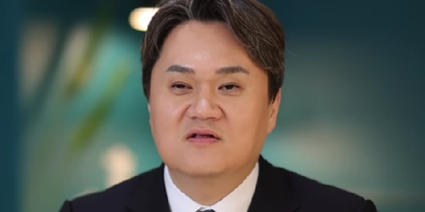 김지호 더불어민주당 대변인이 19일 성남시장 출마를 공식화하며 의견을 밝히고 있다. ⓒ김지호TV