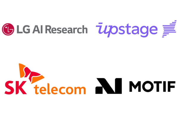 과학기술정보통신부가 올해 8월 진행할 독파모 프로젝트 2차 단계평가에 대기업 2곳(LGAI연구원, SK텔레콤)과 스타트업 2곳(업스테이지, 모티프테크놀로지스)의 참여가 확정됐다. ⓒ허프포스트코리아