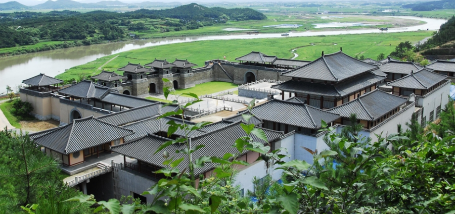 [허프 트렌드] '주몽'의 나주부터 '왕사남'의 영월까지 '콘텐츠+공간' 흥행 공식 : 그러나 '헛물'도 꽤 있다