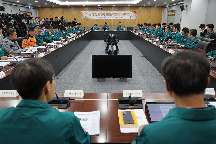 광화문광장서 열릴 BTS 컴백 라이브공연 '아리랑'에 투입될 경찰력 규모는 : 시민 안전을 위해