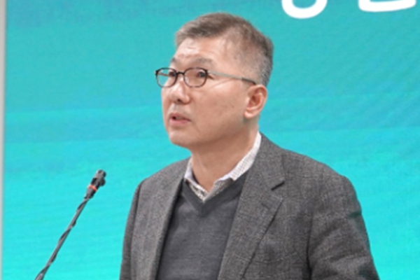 이우봉의 풀무원 해외 도약 발목 잡는 일본 사업 : '두부바' 수요 줄며 매출 1천억 깨져, 공장 통폐합도