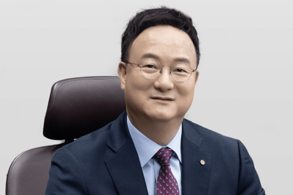 '피지컬 AI 시대' 급증하는 전력 수요에 대한 LG이노텍의 고민,  문혁수 재생에너지 전환으로 ESG 리더십 확보